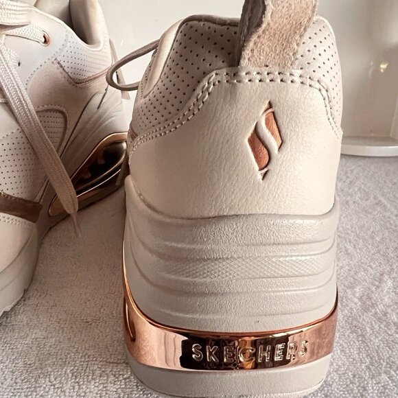 SKECHERS Womens Sz 11 Street Los Angeles UNO PRIMA Shinyair Athletic Shoes Beige - Picture 2 of 16